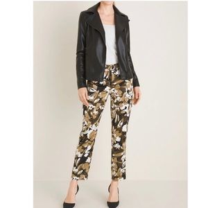 New Chicos Belted Camo Satin Cargo Ankle Pants Size 2.5 R Large / 14